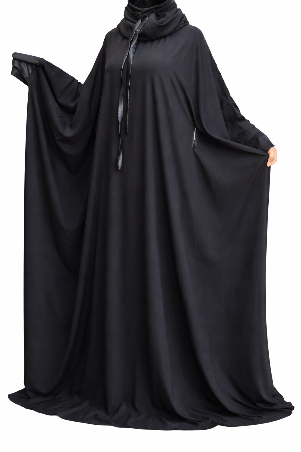 BLACK PAPILLON ABAYA.