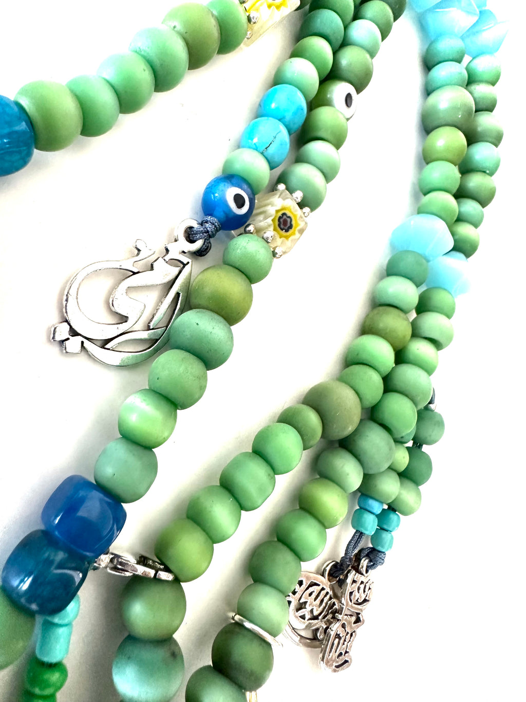THE CAT EYE SUMMER CALM SEBHA.