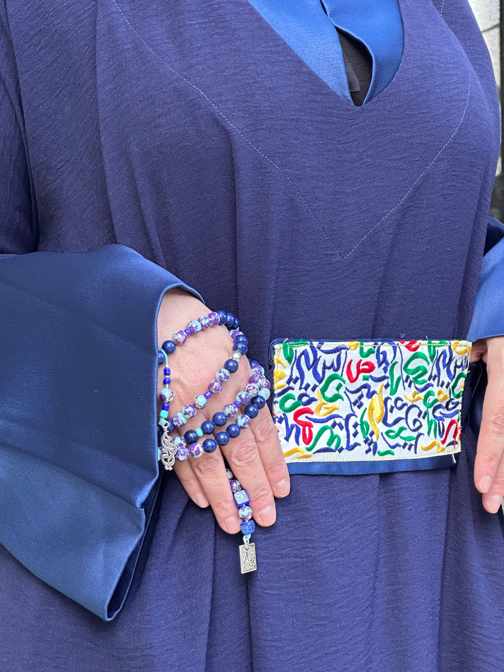 NAVY BLUE MOROCCAN ABAYA.