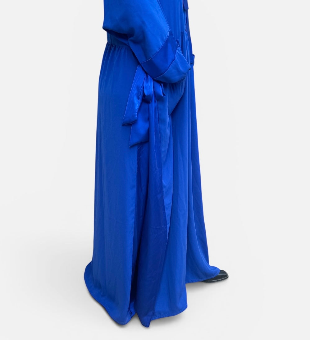 ROYAL BLUE SILK ABAYA.