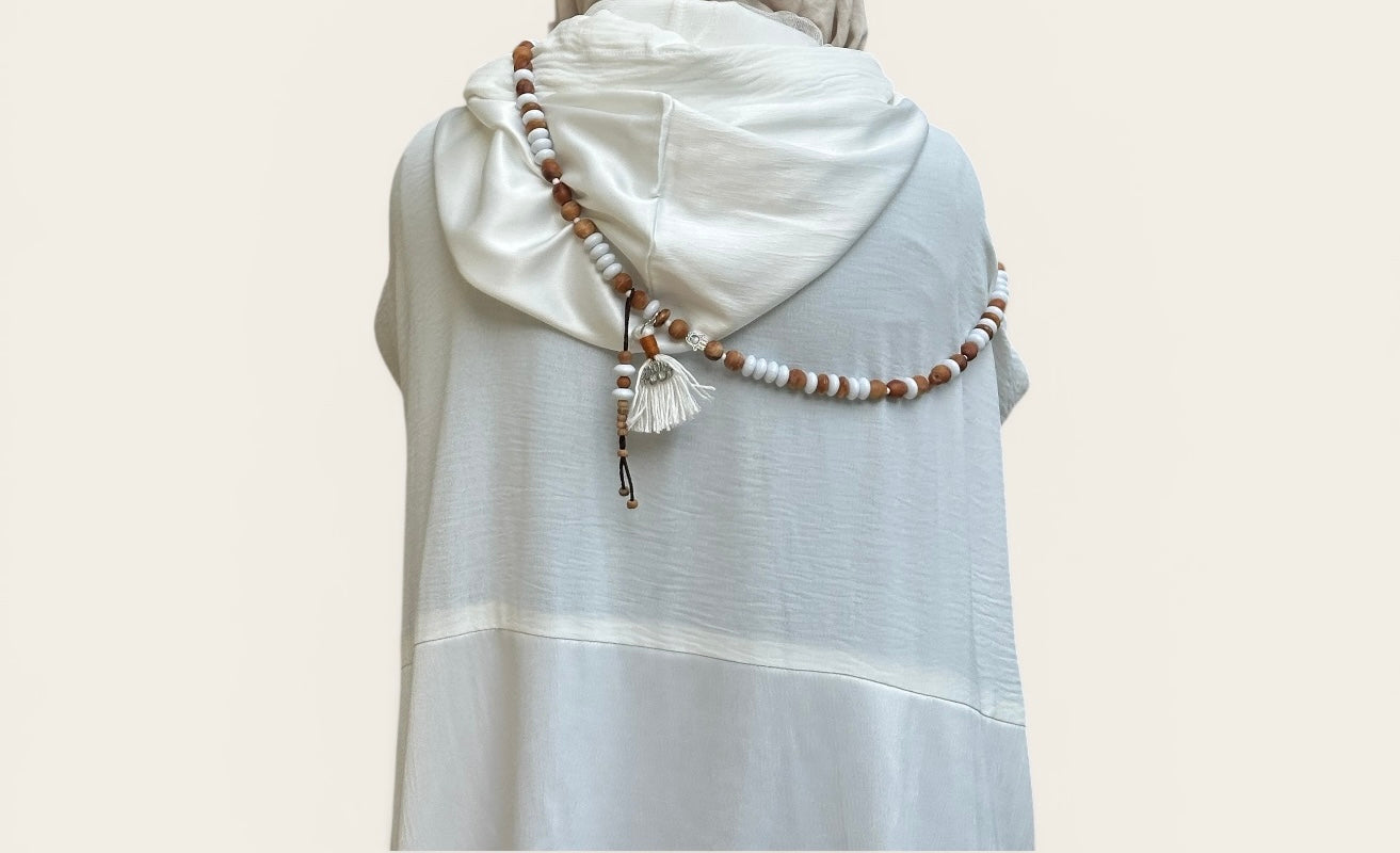 OFF-WHITE FLOW ABAYA.