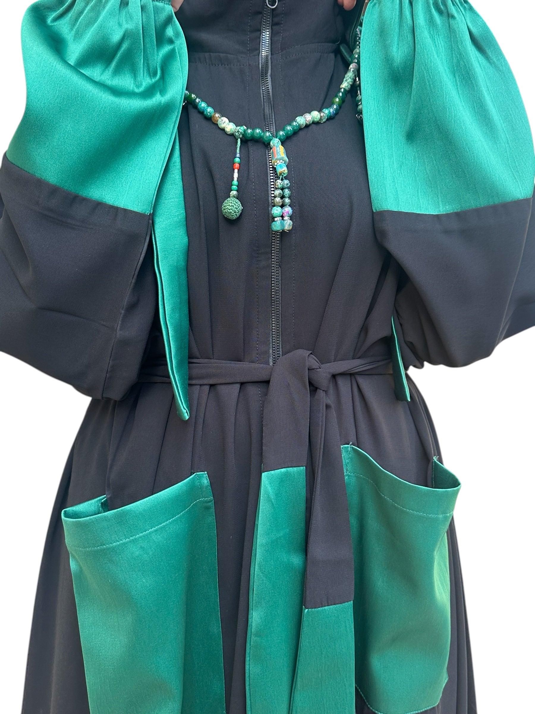 GREEN X BLACK HOODIE ABAYA.