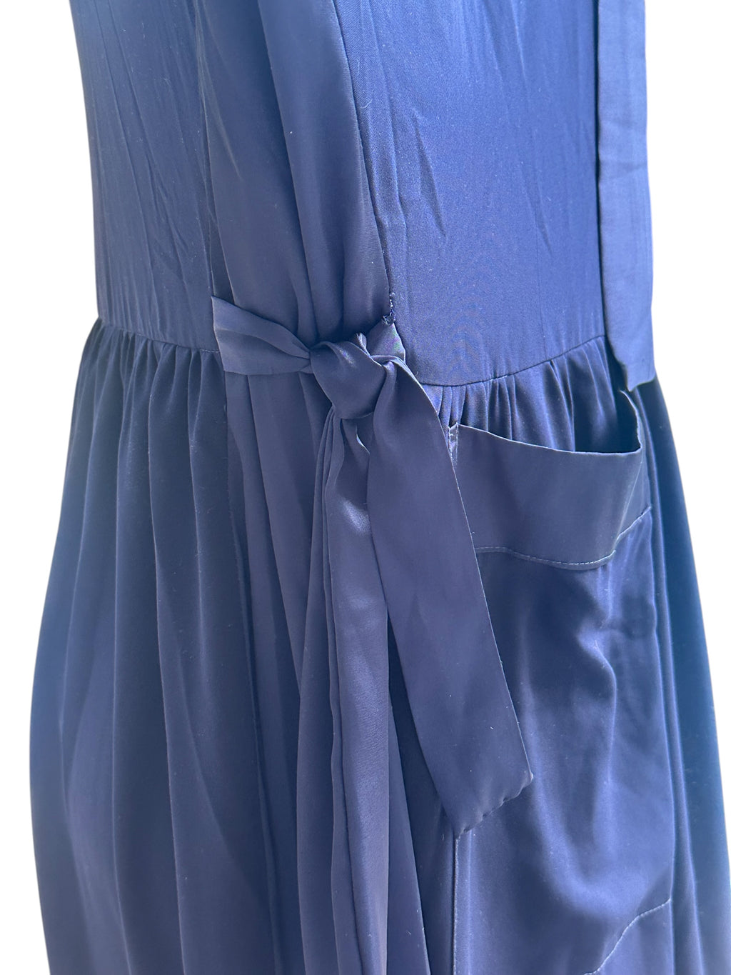 NAVY BLUE SILK ABAYA.